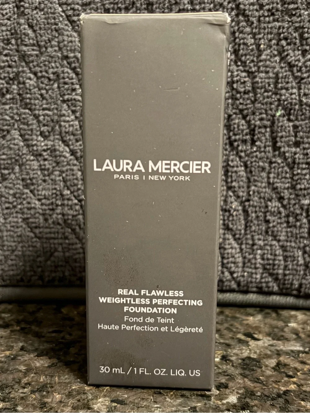 Laura Mercier Real Flawless Weightless Perfecting Foundation (2N1 Cashew - New)